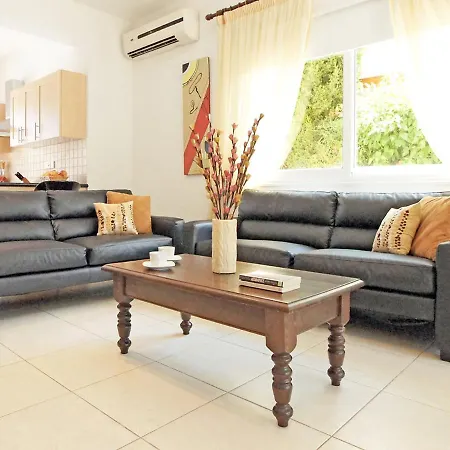 Villa Atralk4 *